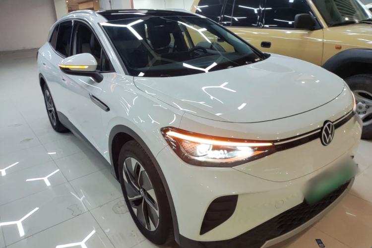 Used Volkswagen ID.4 CROZZ 2024 Pure Edition Limited Edition Front Right 45 Deg