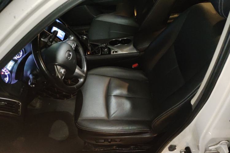 Used Infiniti Q50 2014 3.7L Comfort Edition Driver Seat