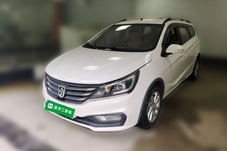 Used Baojun 310W 2017 1.5L Manual Fashion Model China V Guazi used car, China used car export, Used car for sale, Used cars, Cheapest cars for sale