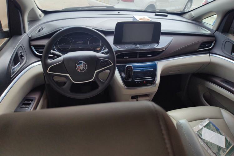 Used Buick GL8 2020 Land Cruiser Executive Class 652T Comfort Model
