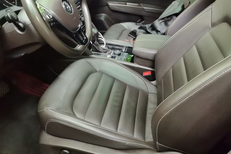 Used Volkswagen Teramont 2017 380TSI Four-Wheel Drive Luxury Edition Left Front Seat