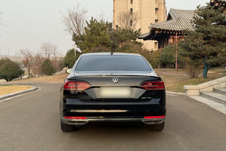 Used Volkswagen Phideon 2021 380TSI Luxury Edition
