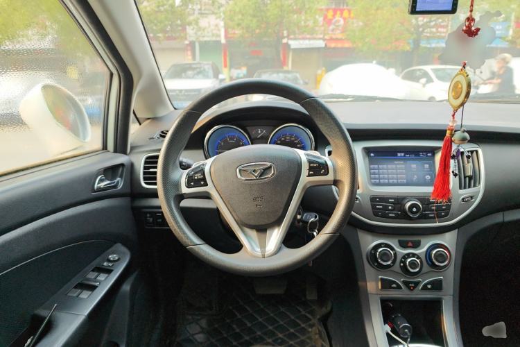 Used Cowin C3 2015 1.5L AMT Gold Diamond Edition Steering Wheel