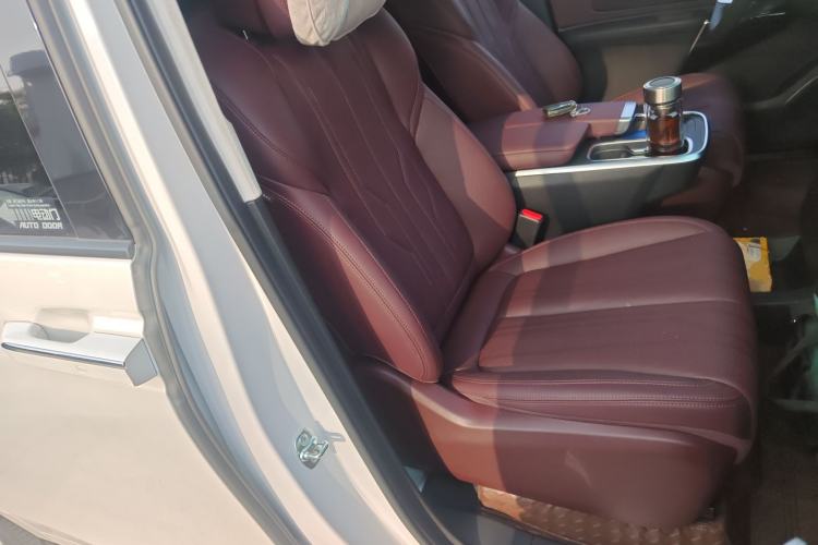 Used Buick Century 2025 2.0T Six-Seater YinShi Edition
