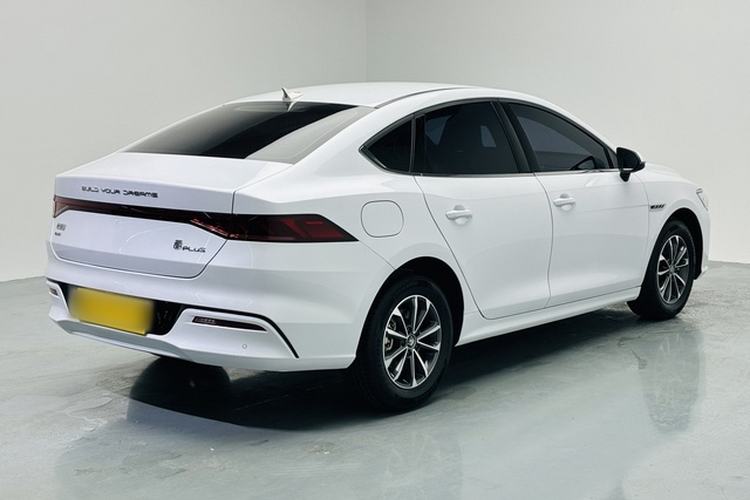 Used BYD Qin PLUS 2024 HONOR Edition DM-i 55KM Leading Model
