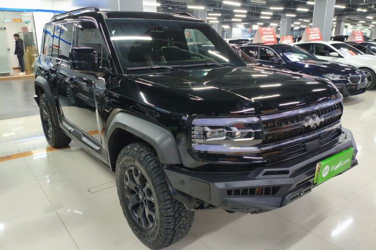 Used Formula Leopard 5 2023 Cloud Ride Flagship Edition
