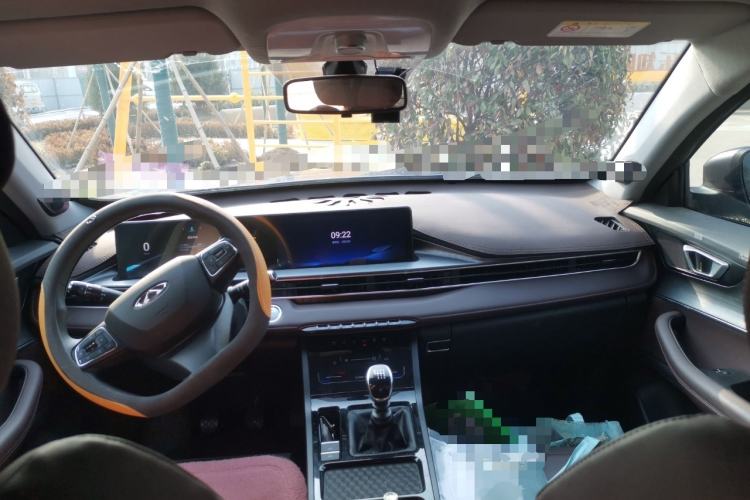 Used Chery Tiggo 7 2024 1.5T Manual Glory Edition Center Console