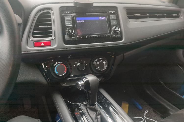 Used Honda Vezel 2015 1.5L CVT two-wheel drive Comfort trim
