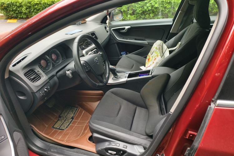 Used Volvo S60 2013 T5 Smart Edition