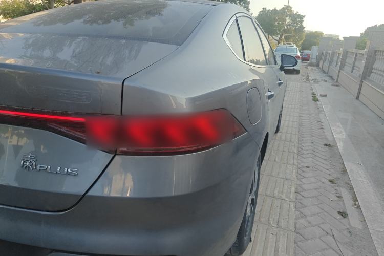 Used BYD Qin PLUS 2024 Honor Edition EV 420KM Leading Model
