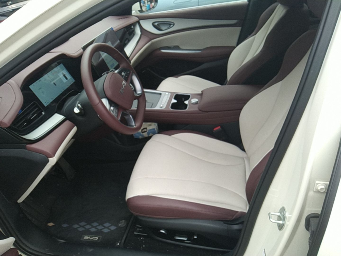 BYD Seal 07 DM-i 2026 DM-i 1.5T 230km Flagship Edition — снимка 17