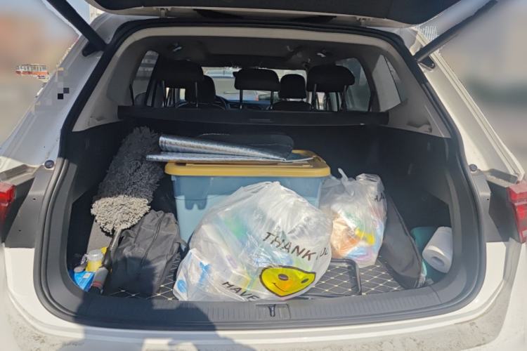 Used Volkswagen Tiguan L 2020 330TSI Automatic Two-Wheel Drive R-Line Flagship Version China VI Standard
