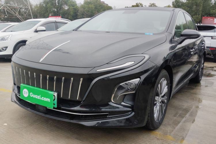 Used Hongqi E-QM5 2022 431 km Charge & Enjoy Edition
