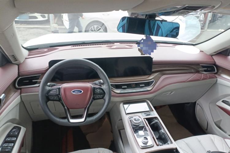 Used Ford Equator 2021 EcoBoost 225 Premier 6-Seater Center Console