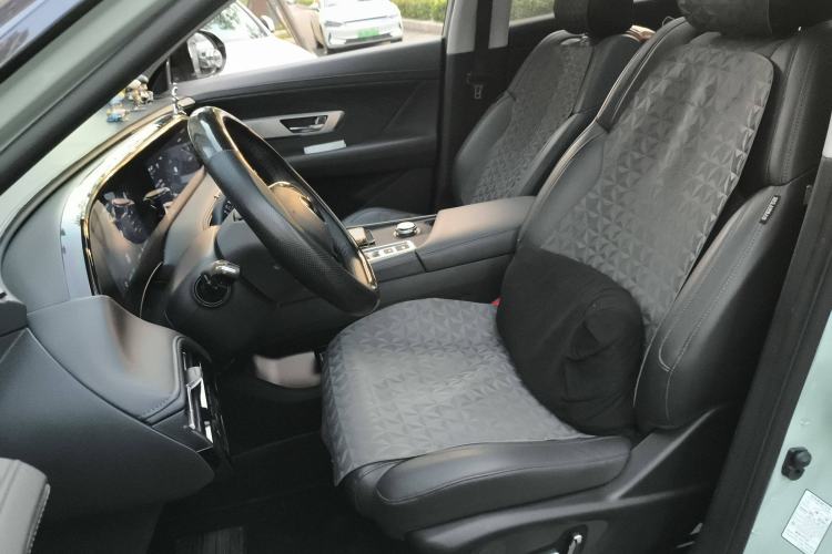 Used Dongfeng Aeolus Huge 2022 Mach Dual-Motor 1.5T MHD Dare-to-Dream Edition
