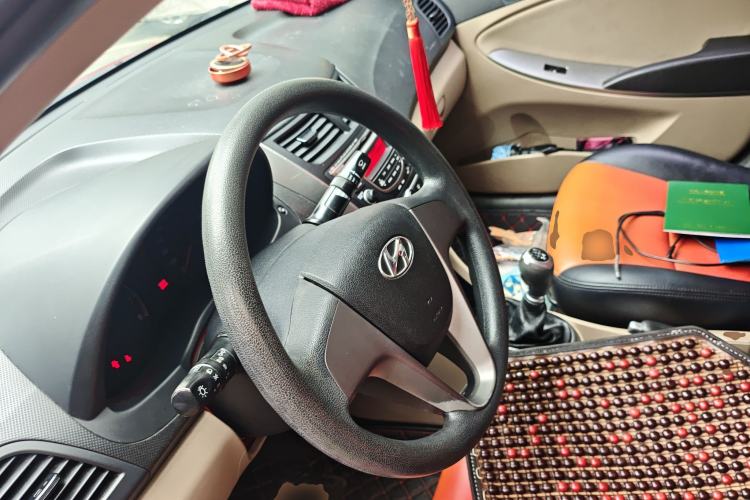 Used Hyundai Verna (older generation) 2014 1.4L Manual Fashion GS Model