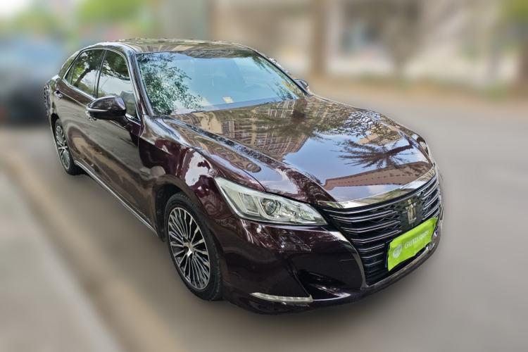 Used Toyota Crown 2018 2.0T Sport Edition Front Right 45 Deg