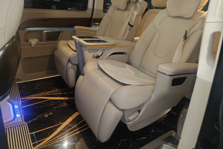 Used Mercedes-Benz V-Class 2022 V 260 L Long Wheelbase Prestige Edition