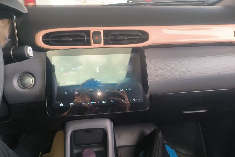 Used Leapmotor T03 2021 400 Comfort Edition Center Console