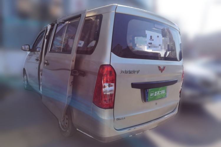 Used Wuling Rongguang V 2015 1.5L Practical Version Rear Left 45 Deg