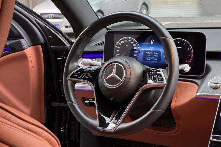 Used Mercedes-Benz S-Class 2023 Updated S 400 L Business Version Interior 9