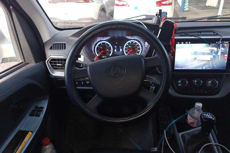 Used Chana Ruixing M60 2023 1.6L CNG Comfort-Grade 6-Seater Passenger Vehicle
