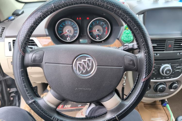 Used Buick Excelle 2015 1.5L Manual Classic Trim Steering Wheel