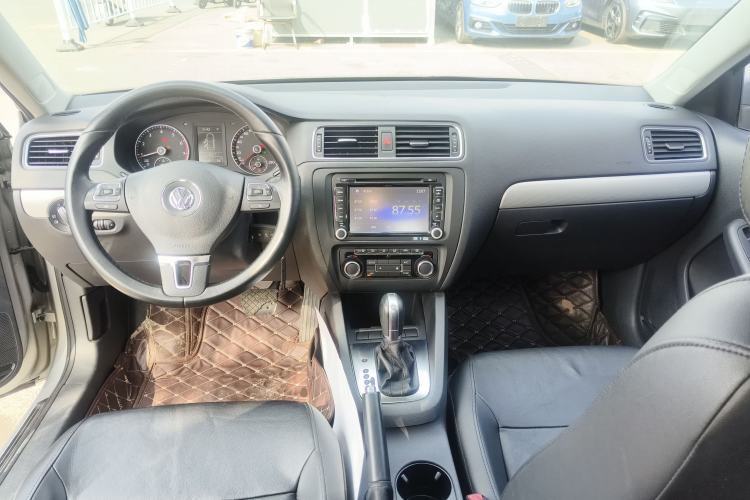 Used Volkswagen Sagitar 2014 Revised Version 1.4TSI Automatic Luxury Edition