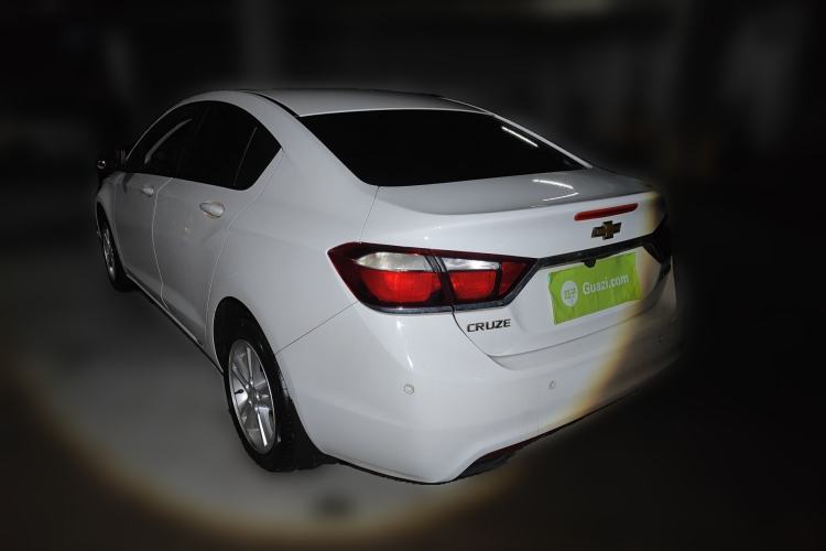 Used Chevrolet Cruze 2015 1.5L Manual Fashion Edition
