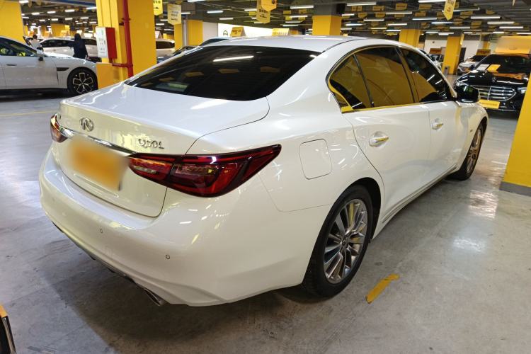 Used Infiniti Q50L 2021 2.0T Enjoyment Edition Rear Right 45 Deg