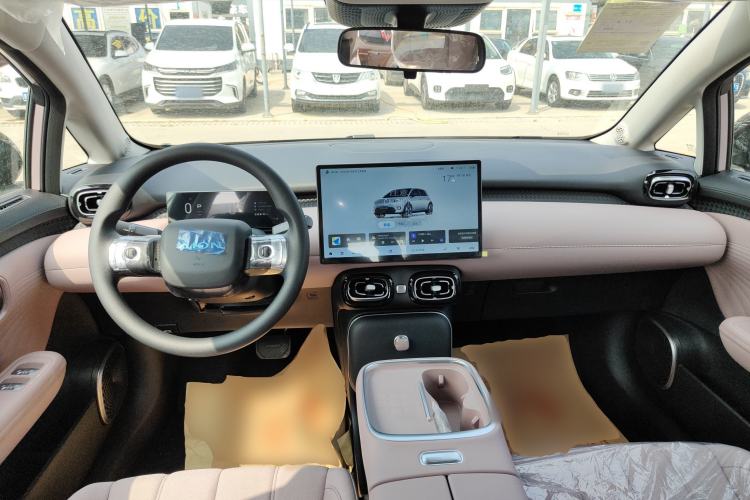 Used AION UT 2025 330 Starlight Edition Center Console