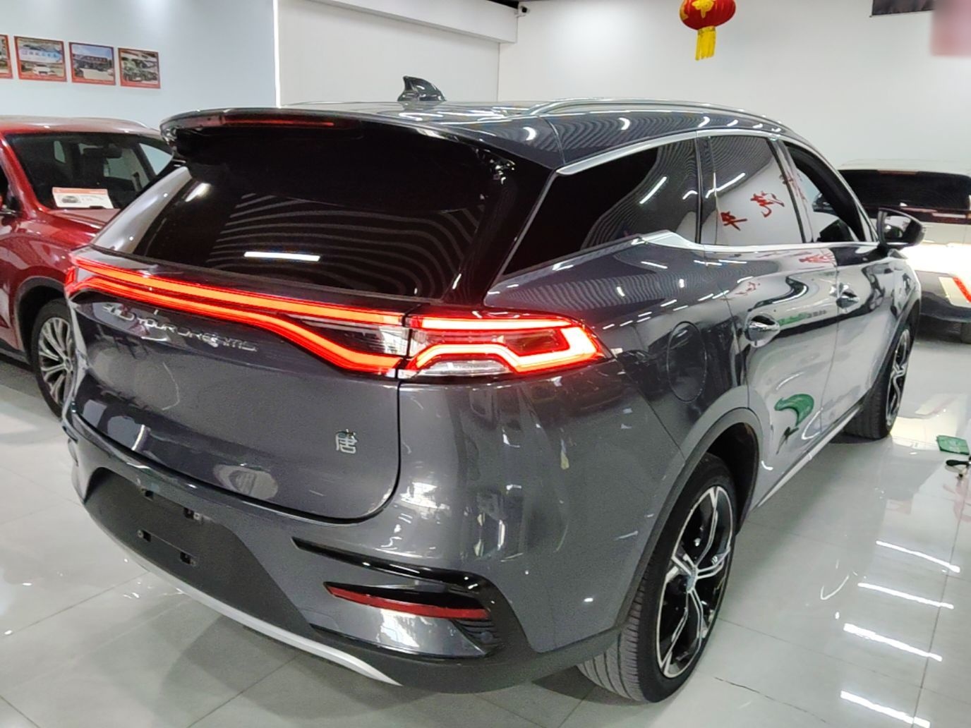 BYD Tang New Energy 2021 DM-i 112KM Prestige Model - Executive — снимка 6