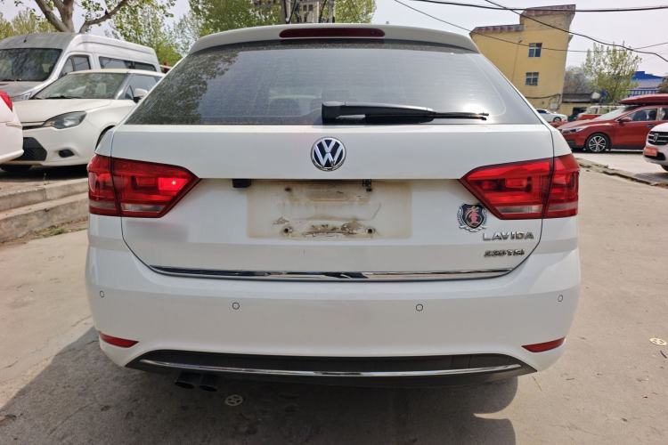 Used Volkswagen Gran Lavida 2017 230TSI DSG Comfort Edition
