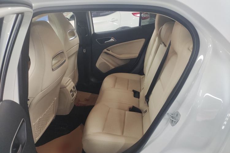 Used Mercedes-Benz GLA 2016 GLA 200 Fashion Model