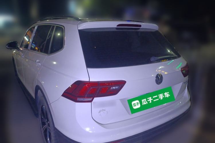 Used Volkswagen Tiguan L 2020 330TSI Automatic Two-Wheel Drive Luxury Edition China VI Standard Rear Left 45 Deg