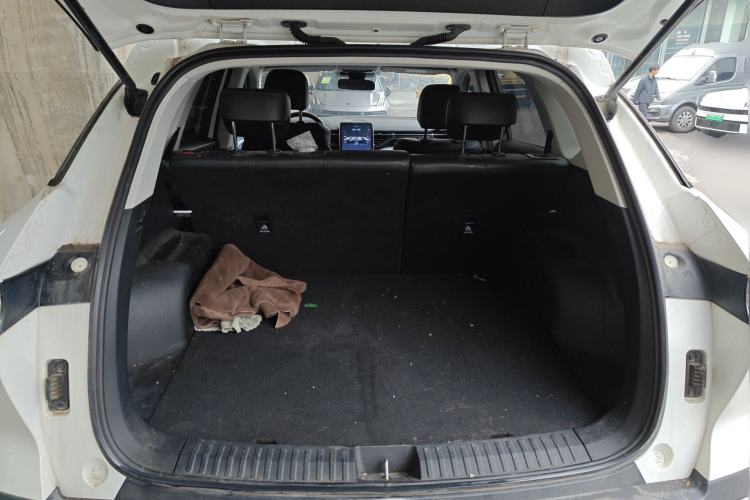 Used Bestune T90 2023 1.5T DCT Automatic Luxury Edition Trunk