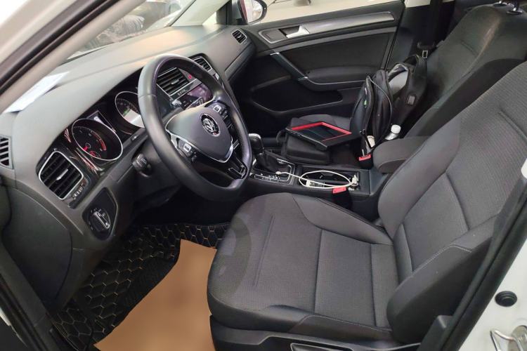 Used Volkswagen Golf 2019 1.8TSI Travel Edition
