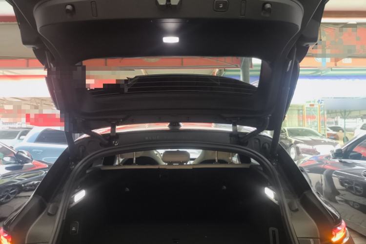 Used Nio ET5T 2025 75 kWh Touring Trunk