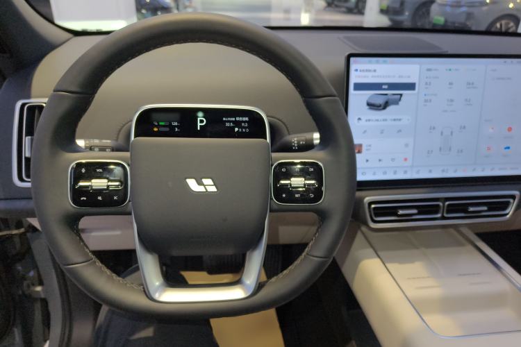 Used Li Auto L7 2025 Ultra Smart Refreshed Edition
