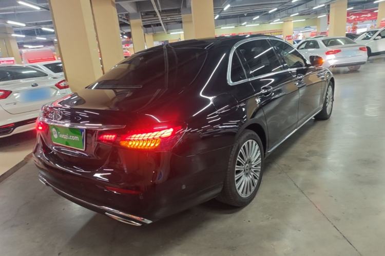 Used Mercedes-Benz E-Class 2022 Second Facelift E 300 L Fashion Edition
