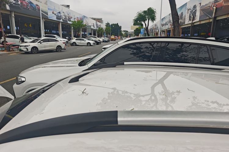 Used Baojun 310 2017 1.5L Automatic Fashion Model Roof