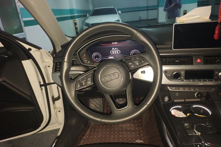 Used Audi A4L 2019 40 TFSI Fashion Version China V
