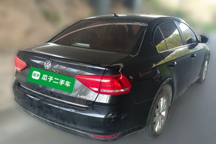 Used Volkswagen Lavida 2015 1.6L Automatic Comfort Edition