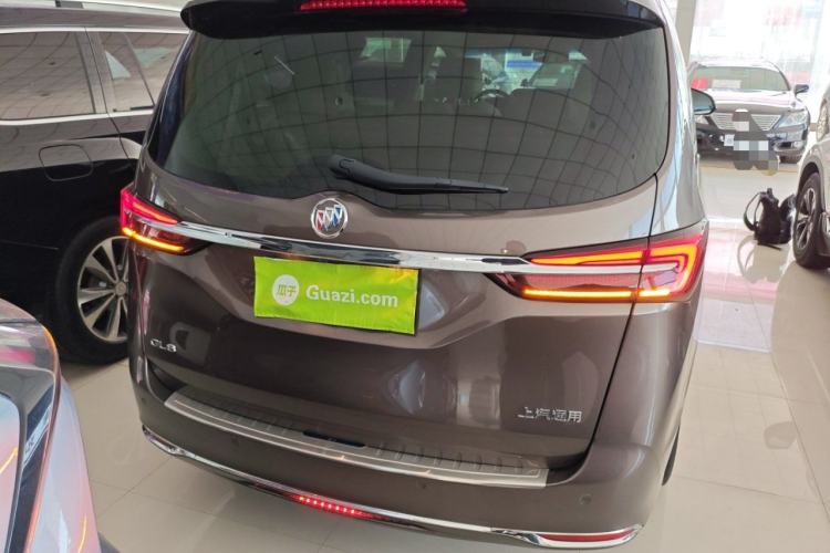 Used Buick GL8 2023 Facelifted Land Cruiser Executive Luxury Version