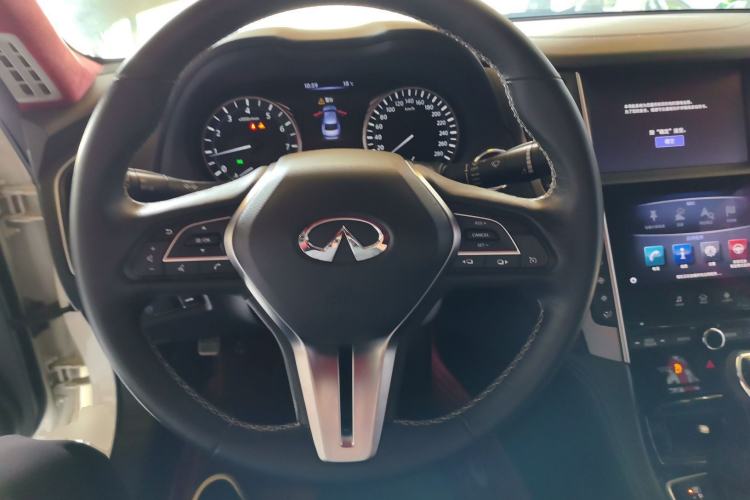 Used Infiniti Q50L 2018 2.0T Enjoyment Version China V Standard Steering Wheel