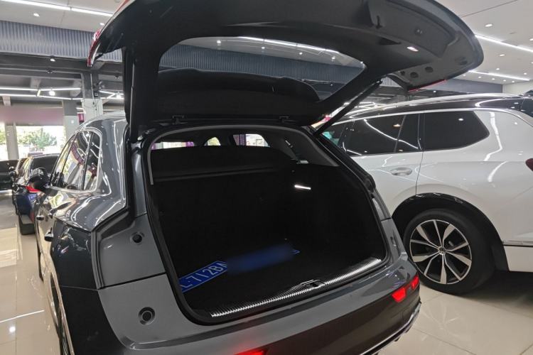 Used Audi Q5L 2020 Updated 40 TFSI Prestige Fashion Edition