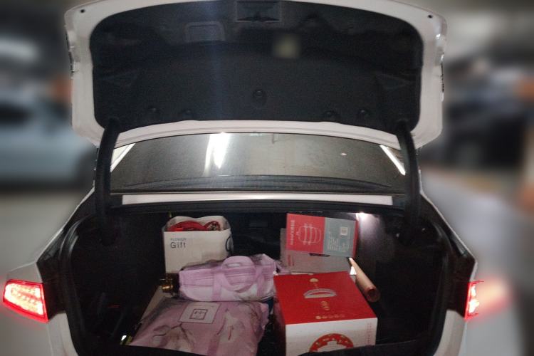 Used Lincoln MKZ 2018 2.0T Premium Edition Trunk