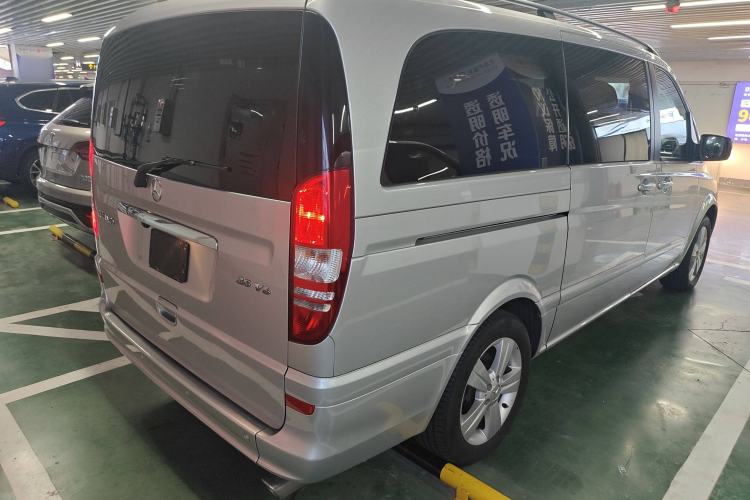 Used Mercedes-Benz Viano 2013 3.5L Dynamic Edition Rear Right 45 Deg