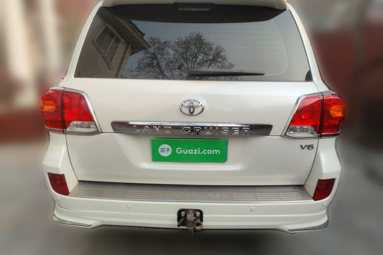 Used Toyota Land Cruiser 