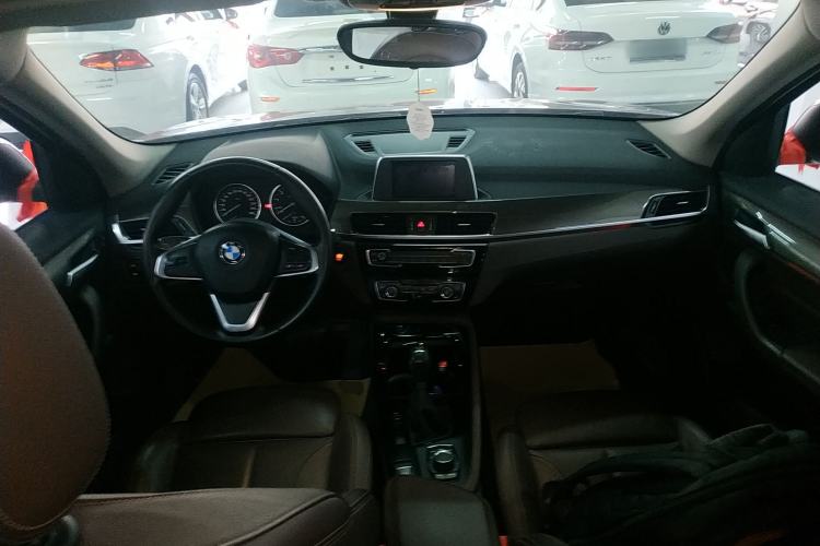 Used BMW X1 2018 sDrive18Li Luxury Model
